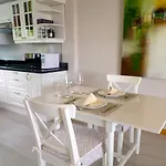 Aparthotel Westbury Pattaya