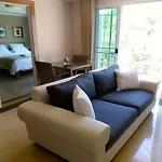 Westbury Aparthotel Pattaya