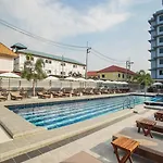 Carunda โรงแรม 4*