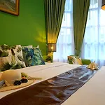 Hotel Pace