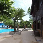 Baan Thai Lanna Resort 3*