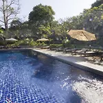Hotel Let's Hyde & - Pool Pattaya