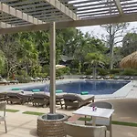 Let's Hyde & - Pool Hotel Pattaya