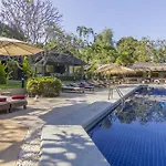 Hotel Let's Hyde & - Pool 4*