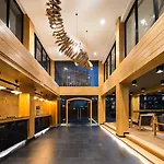 โรงแรม Asana & 3*
