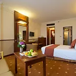 Ambassador Jomtien Wing 3*