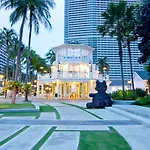 Ambassador Jomtien Wing 3*