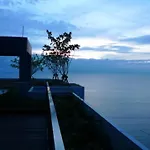 โรงแรม The Relaxing Sea View At Lumpini Park Pattaya 2*