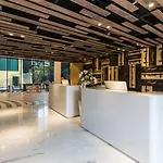 Citrus Grande By Compass Hospitality โรงแรม 5*