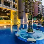 โรงแรม Citrus Grande By Compass Hospitality 5*