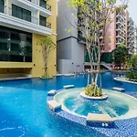โรงแรม Citrus Grande By Compass Hospitality 5*