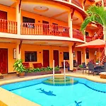 Phratamnak - 100 Meter From Pattaya