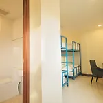 Happy Hostel