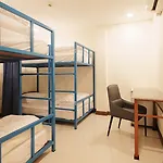 Happy Hostel