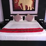 Zip & Restaurant
