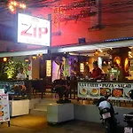 Zip & Restaurant 3*