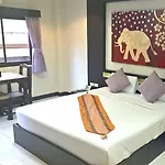 Zip & Restaurant โรงแรม Pattaya