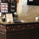 Zip & Restaurant Hotel