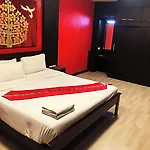 Zip & Restaurant Hotel 3*