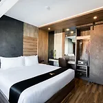 Hotel Acqua 4*