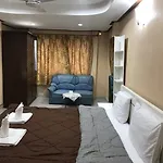 Oyo 75494 President Guest house Pattaya