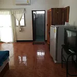 Soi 5 Aparthotel 2*