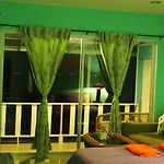 Baan Sai Thong