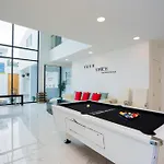 Your Space Pool Villa Pattaya