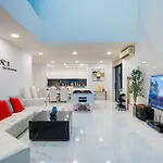 Villa Your Space Pool *