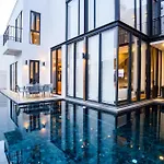 Inara Exclusive Pool - Pi5 Villa *