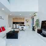 Villa Your Space Pool *