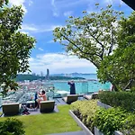 Edge Pattaya-luxury Downtown Escape *
