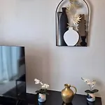 The Vision - Sea View Balcony Pratumnak Apartment *