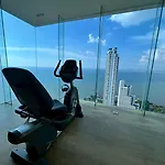 อพาร์ทเม้น Wong Amat Tower 2104 *