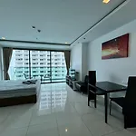 Wong Amat Tower 2104
