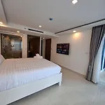 Grand Avenue, 2 Bedroom-2 Baths, 69Sqm