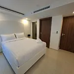 Grand Avenue, 2 Bedroom-2 Baths, 69sqm อพาร์ทเม้น