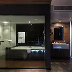 Hotel Tsix5 Quarter Pattaya