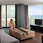 Tsix5 Quarter 5* Pattaya