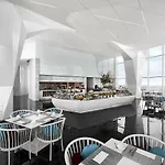 Grande Centre Point Hotel