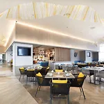 Grande Centre Point Hotel
