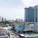 Grande Centre Point Hotel