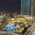 Grande Centre Point 5*