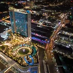 Grande Centre Point Hotel