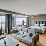โรงแรม Marine Plaza