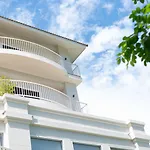 Cross Pattaya Pratamnak