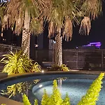 Hotel Xq