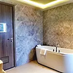 Hotel Xq