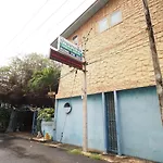 Oyo 1003 Naklua House โรงแรม