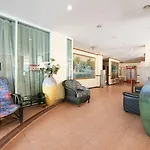 Shagwell Mansions 3*
